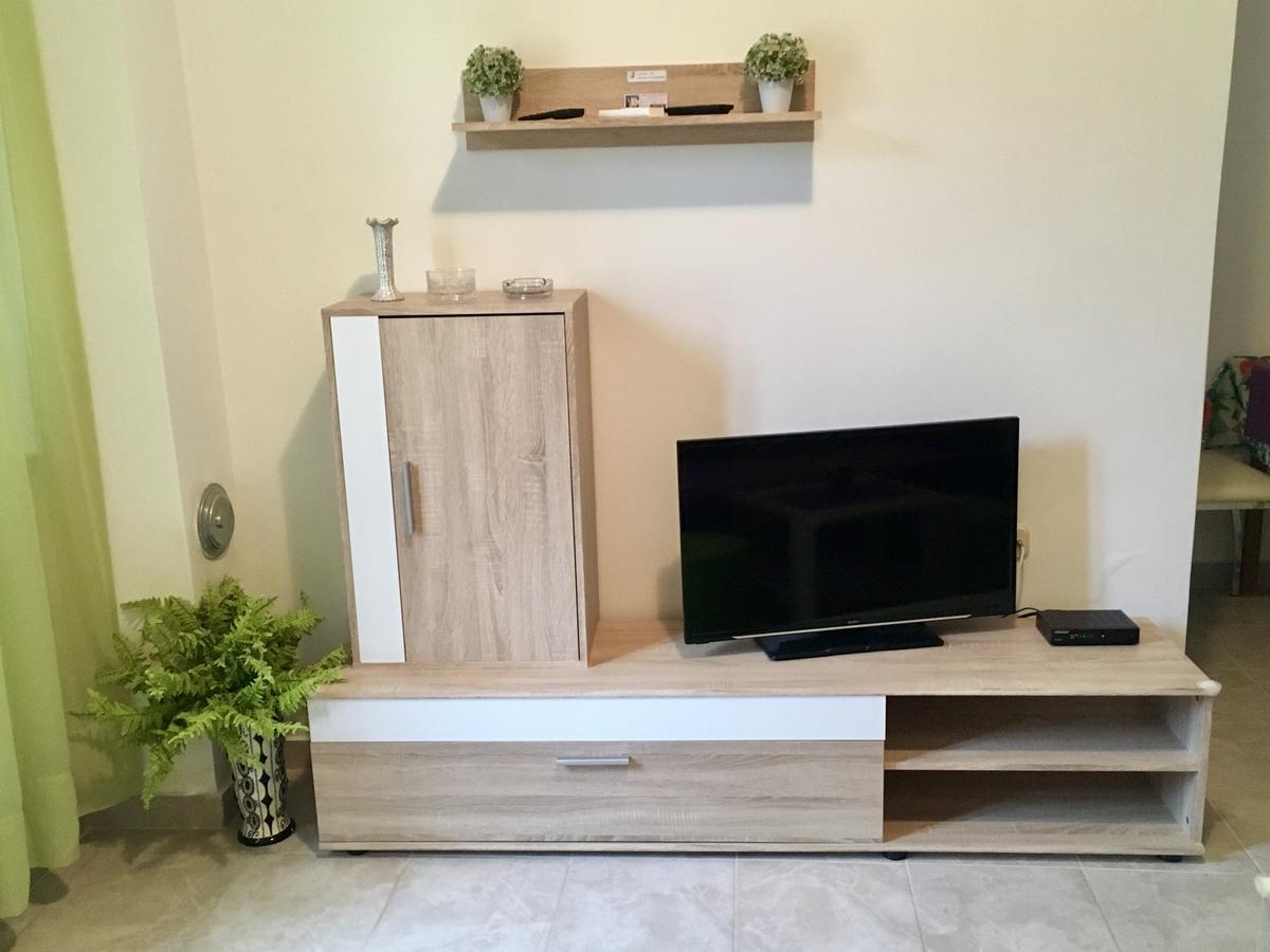 Apartaments Oma & Opa Banjol Exteriör bild
